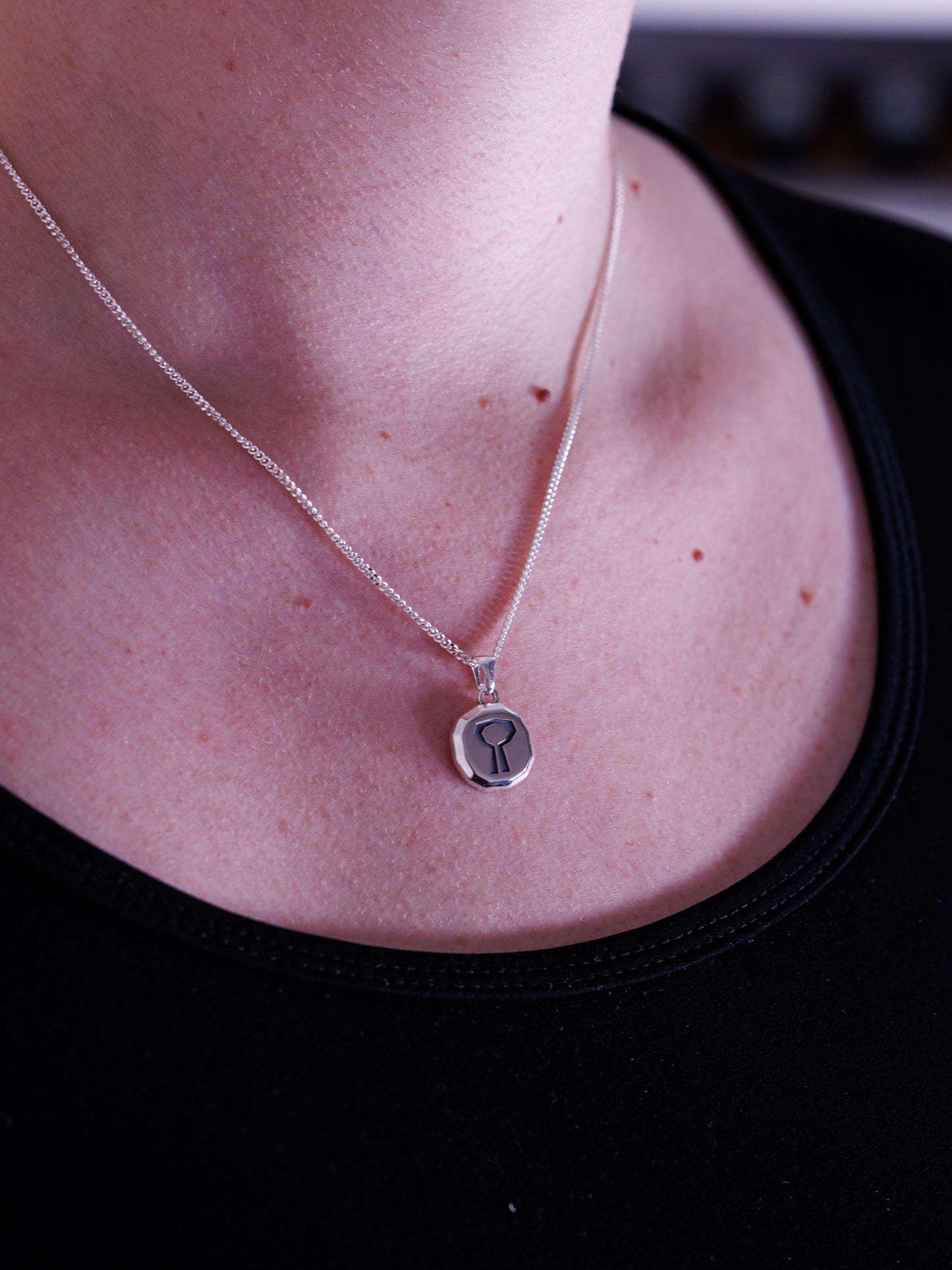Nature Rune Pendant | BLACK